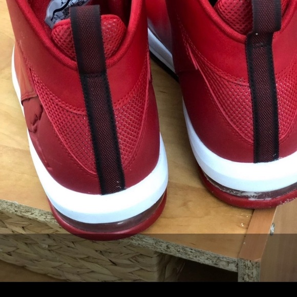 Jordan Air Imminent Gym Shoe Mens - Red/Black/White Size 9.5 - Picture 6 of 8